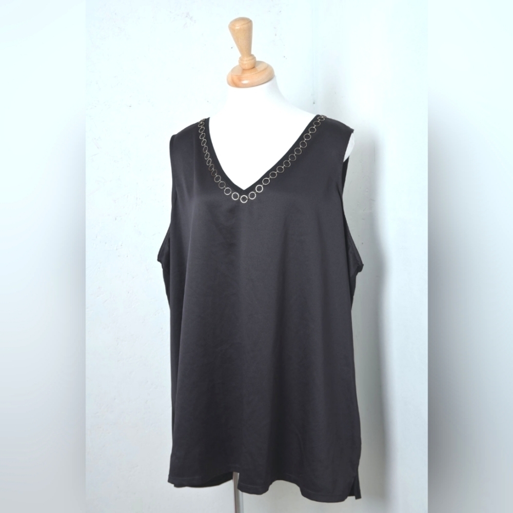 Love & Legend | Black v neck sleevless womens blouse & gold metal accent